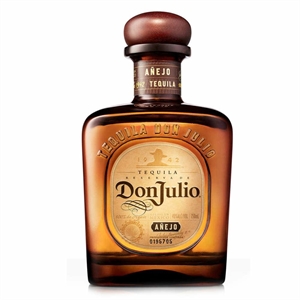 TEQUILA DON JULIO ANEJO CL70